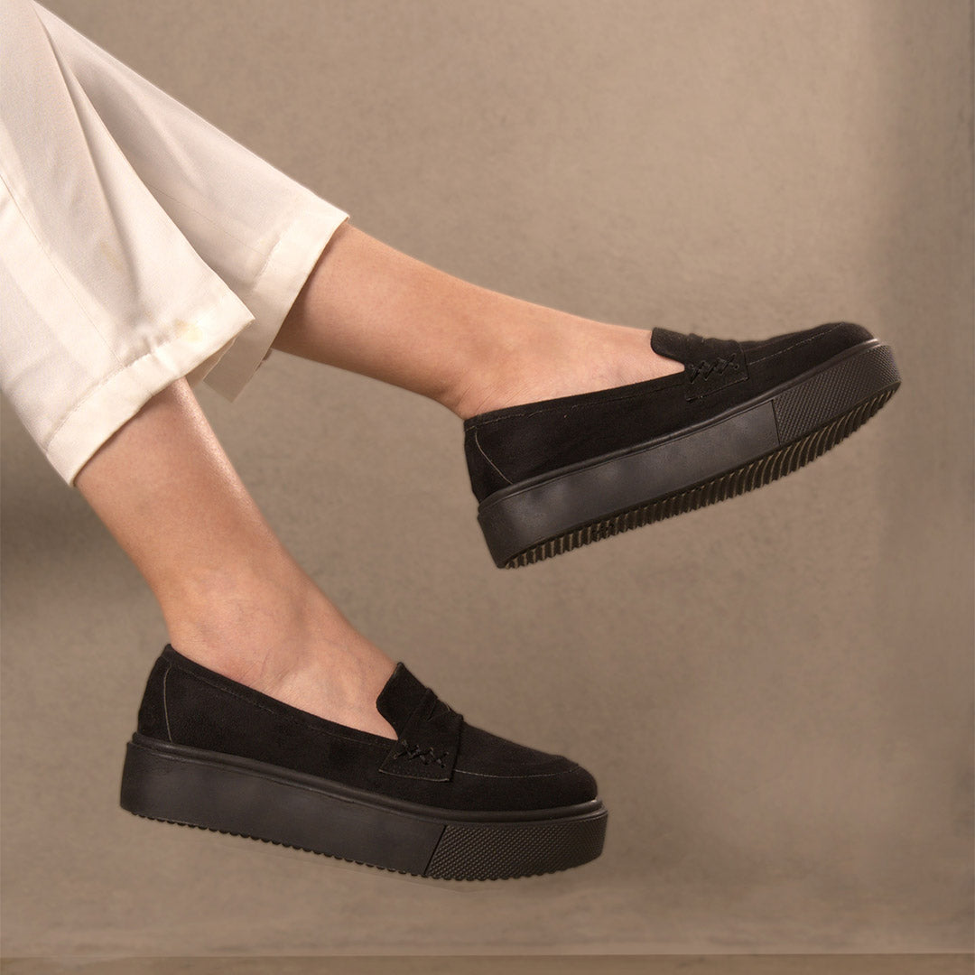 Lori Highland Loafers | black