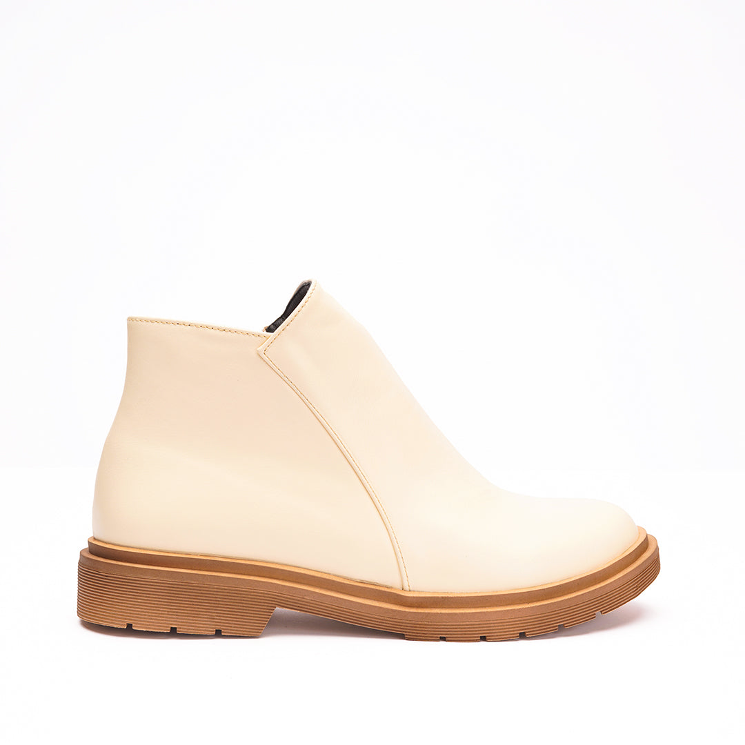 Leather Ankle Boots With Side Zipper - Beige
