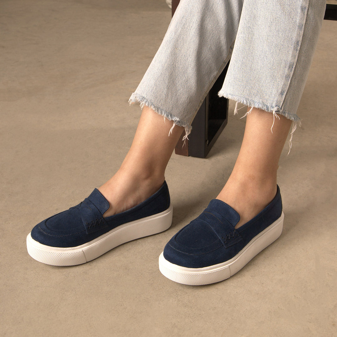 Lori Highland Loafers | dark blue