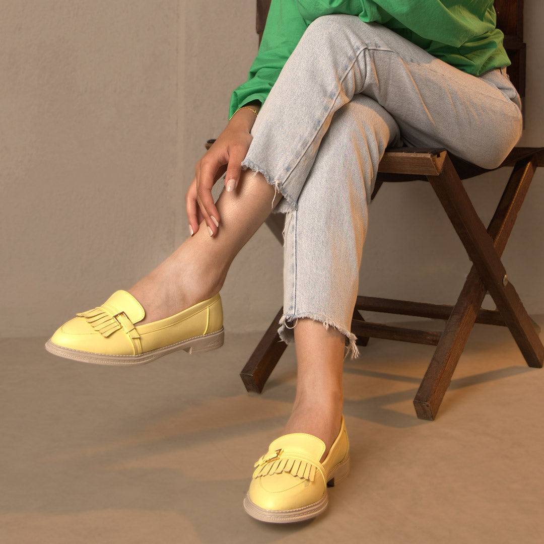 Bright Loafers with Fringe Detail - Yellow