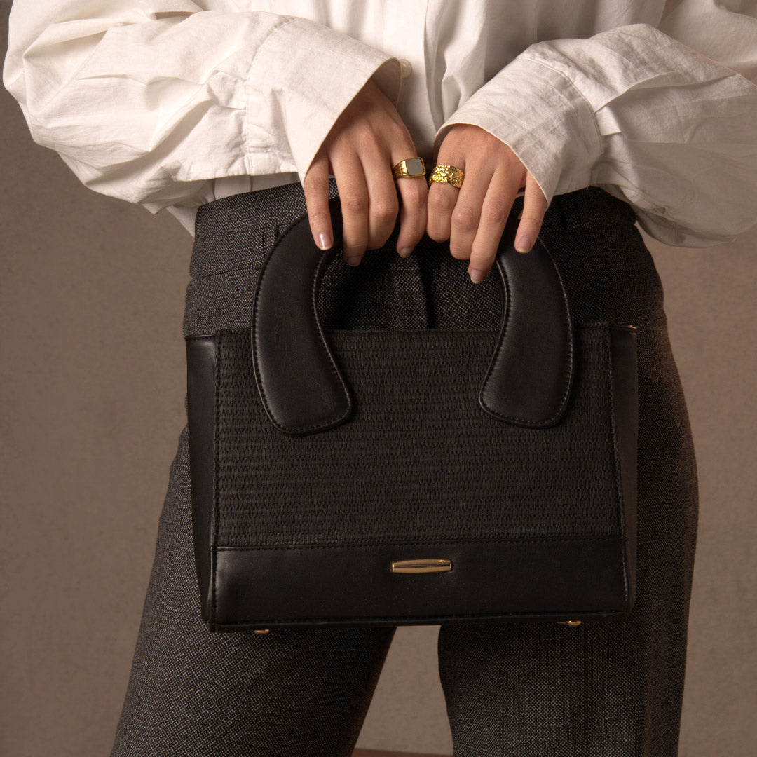 Ararat Bloom bag | black