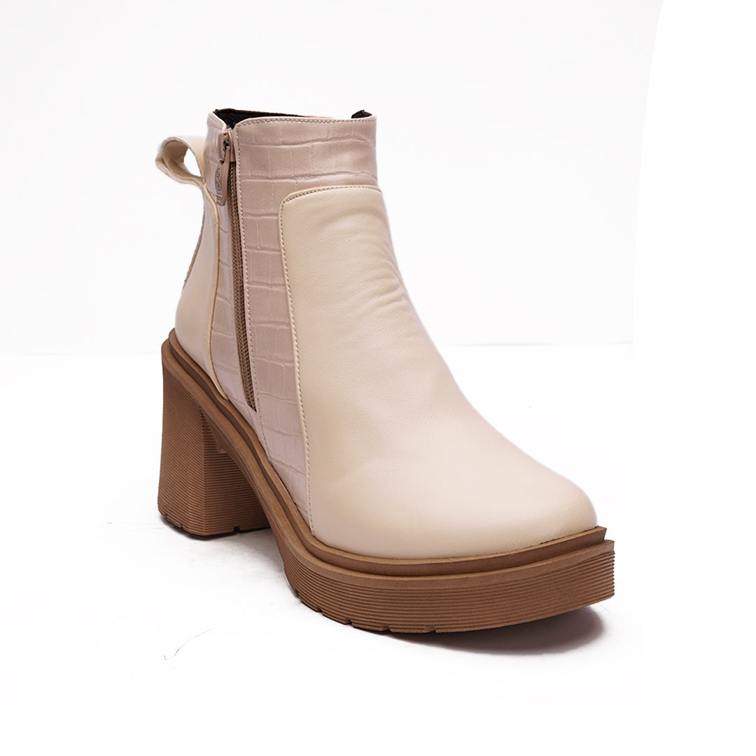 Heels Boots With Side Zipper - Beige