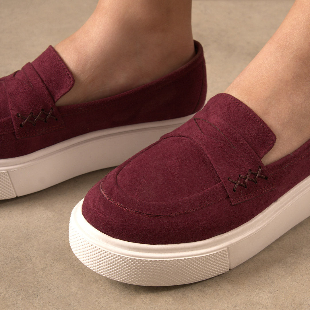 Lori Highland Loafers | maroon