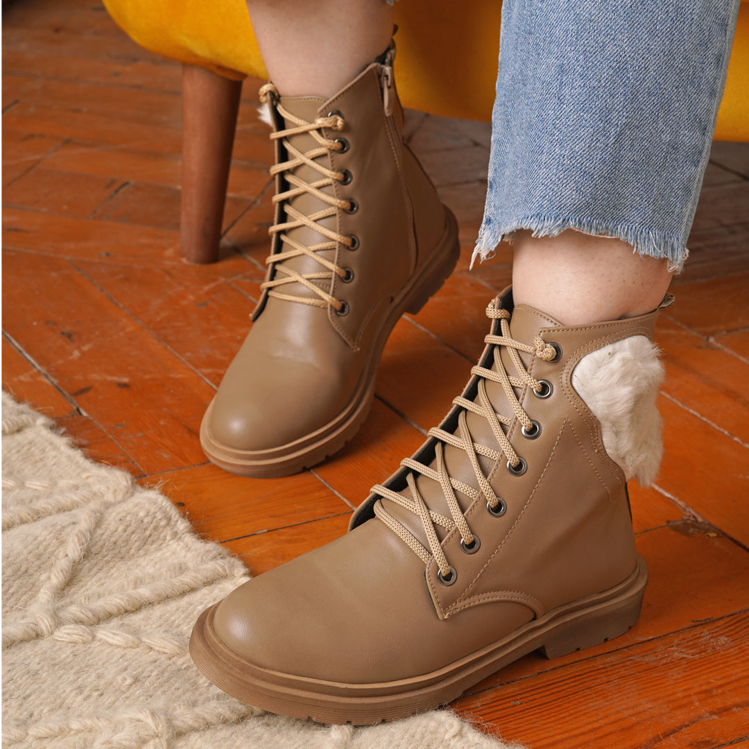 Lace Up Leather Half Boots With Fur - Cafe