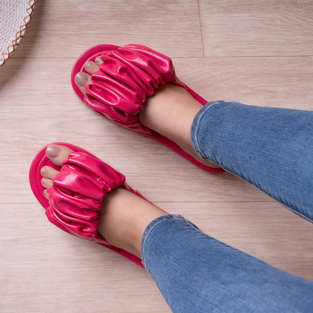 SummerGlide Slippers - Rose Pink