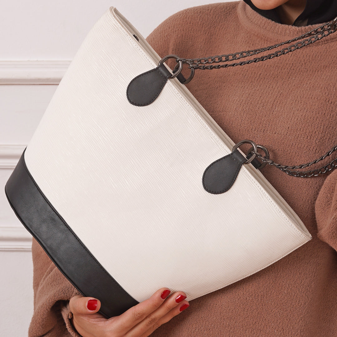Tutote | Unique Texture Tote Bag With Chain - White