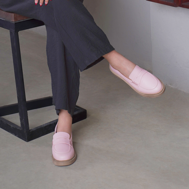 Sunshine Stroll Loafers -pink