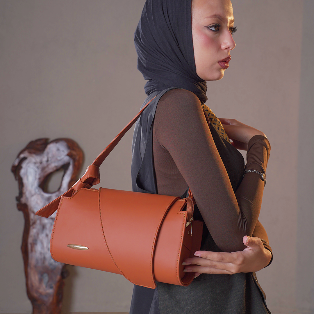 Plain Leather Fanny Bag - Camel