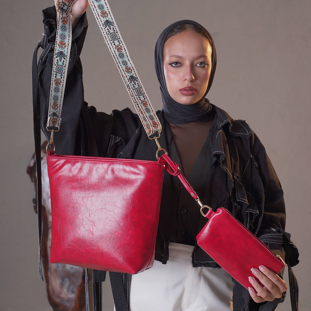 Plain Leather Bucket Bag With Extra Pocket - Red