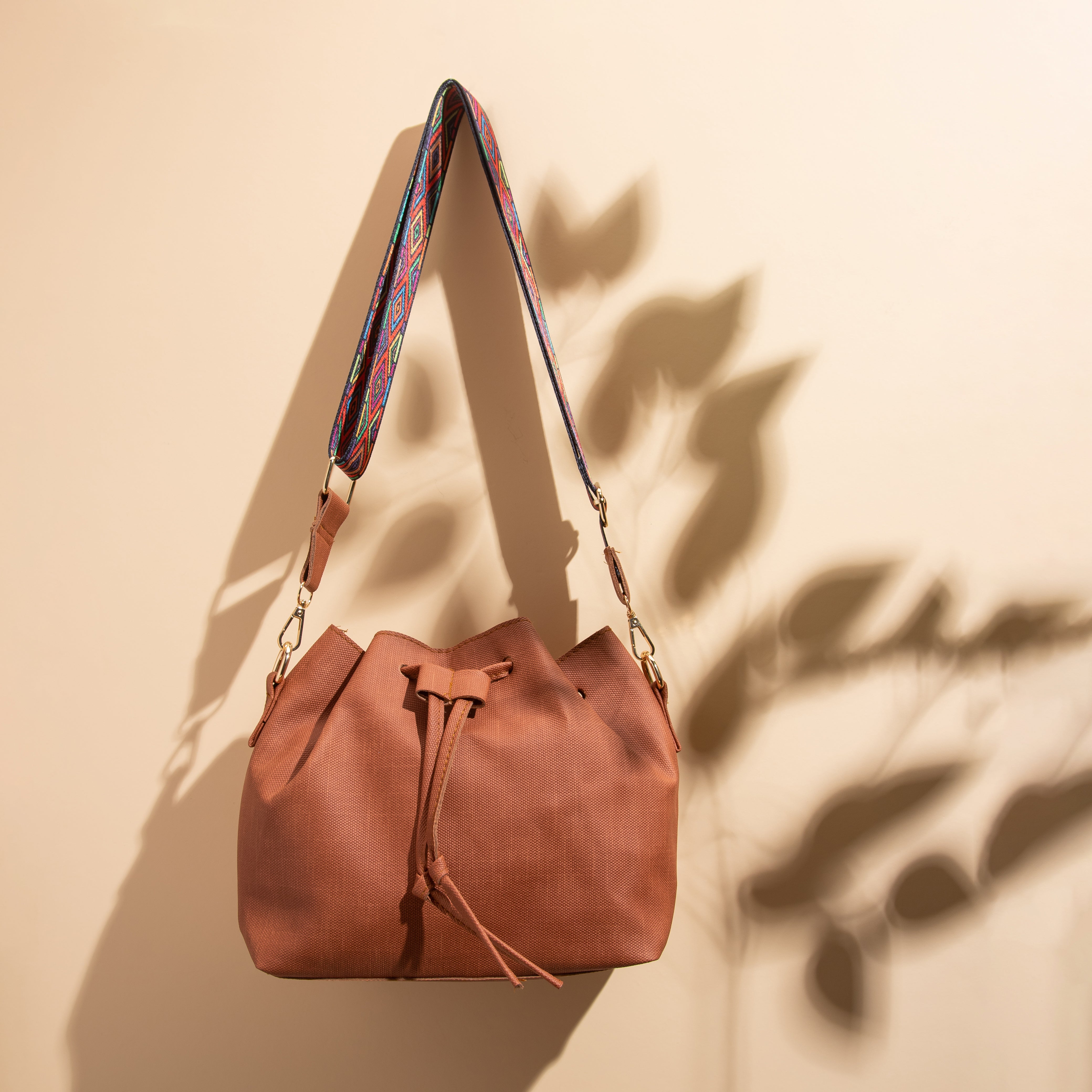 Plain Leather Bucket Bag With Extra Pocket - CAMEL