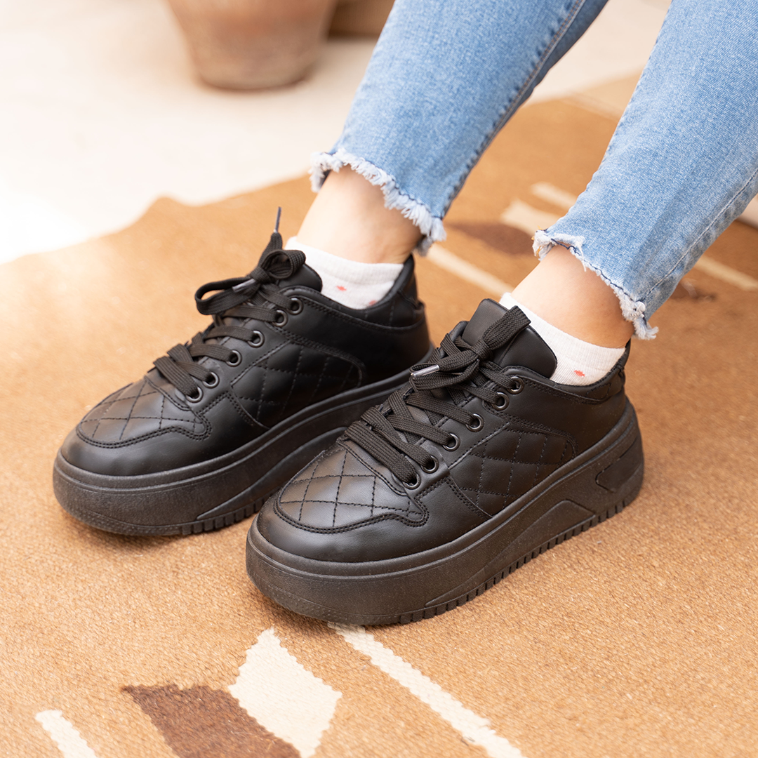 Duras | High Lace Up Sneakers - Black
