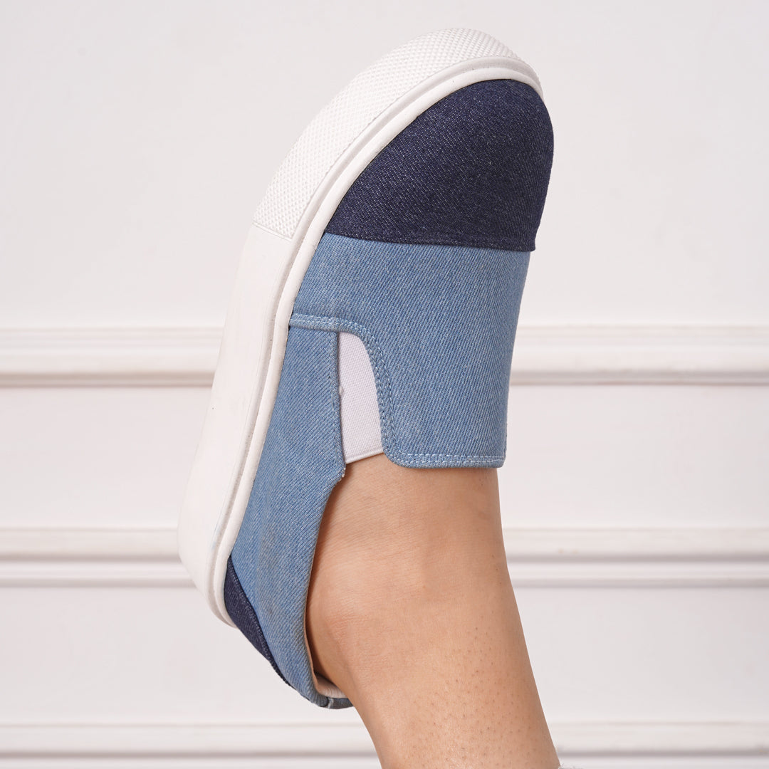 Mixed Color Suede Slip On Sneakers - Blue