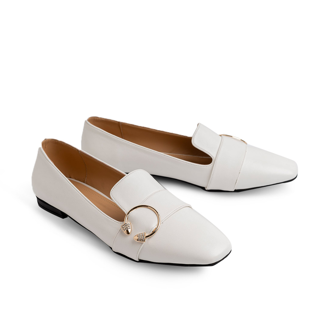 Flugi | White Flat Shoes