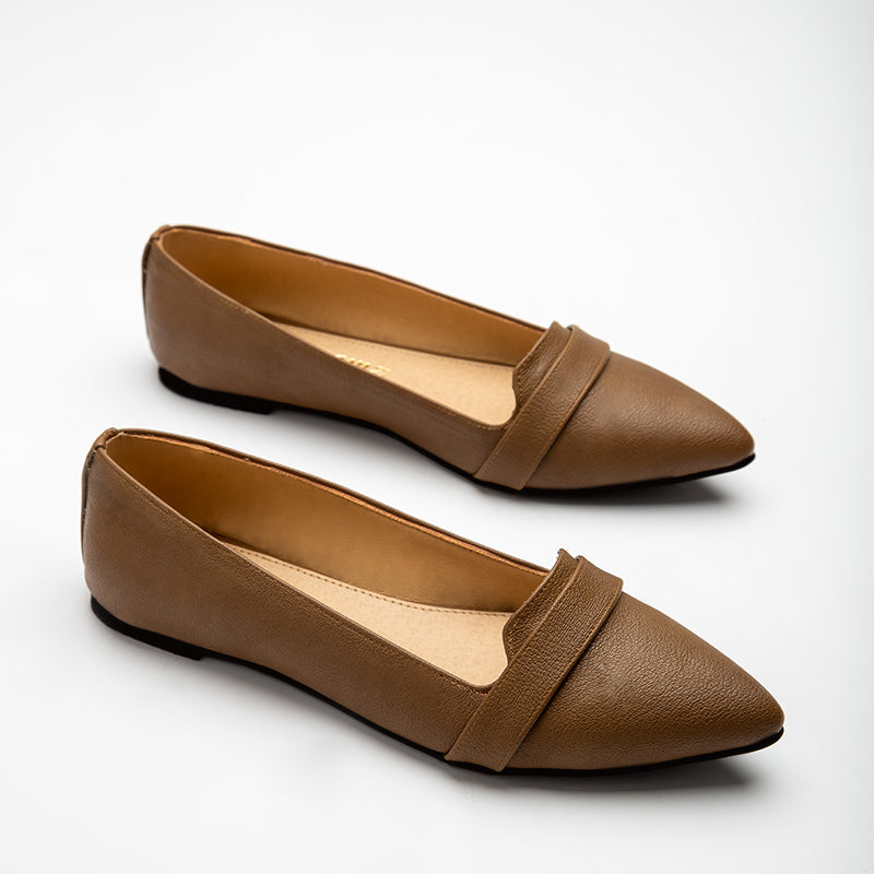Upper Strap Plain Leather Pointy Flats - Brown