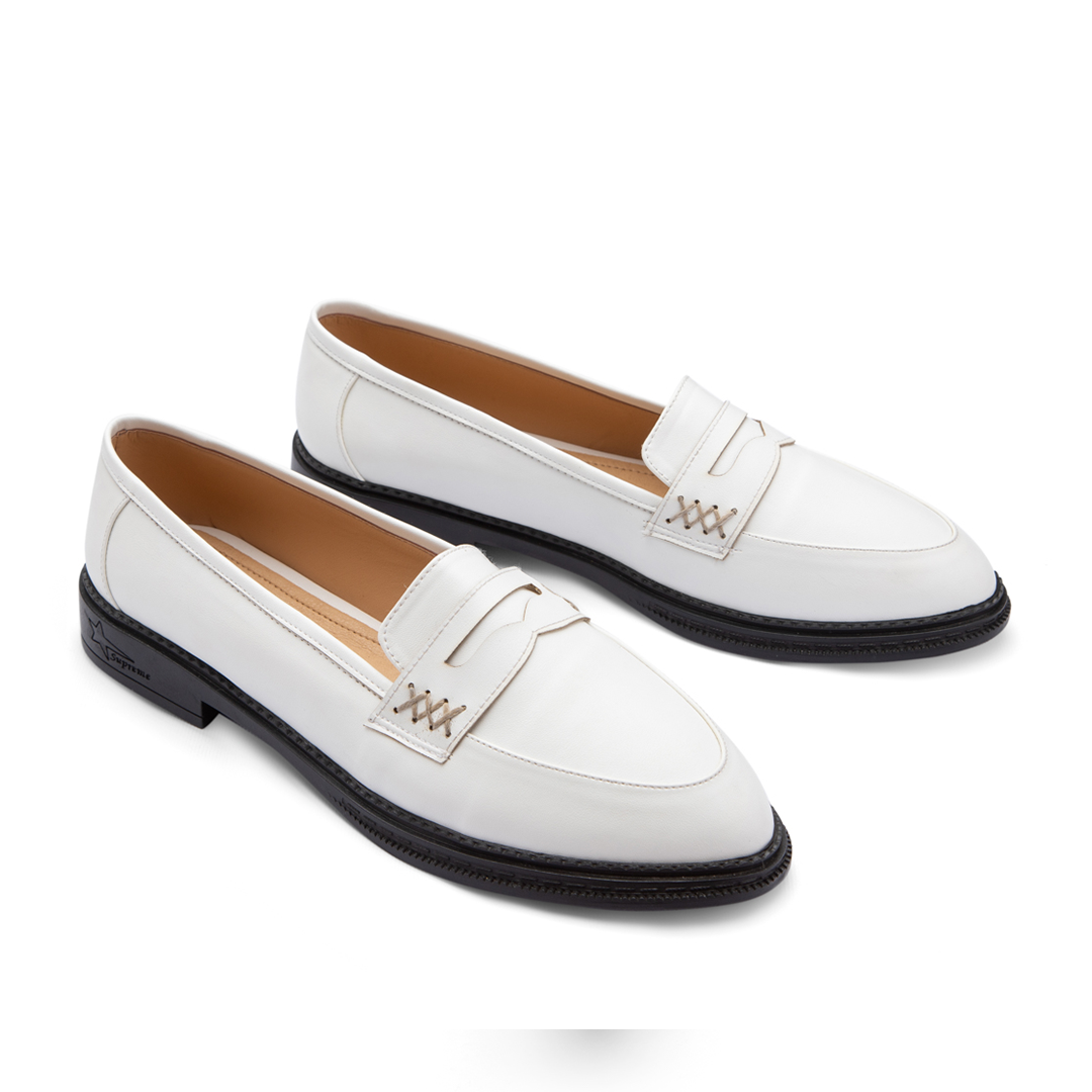 Side Stitched Women Leather Moc Toe Flats With Low Heel -  White