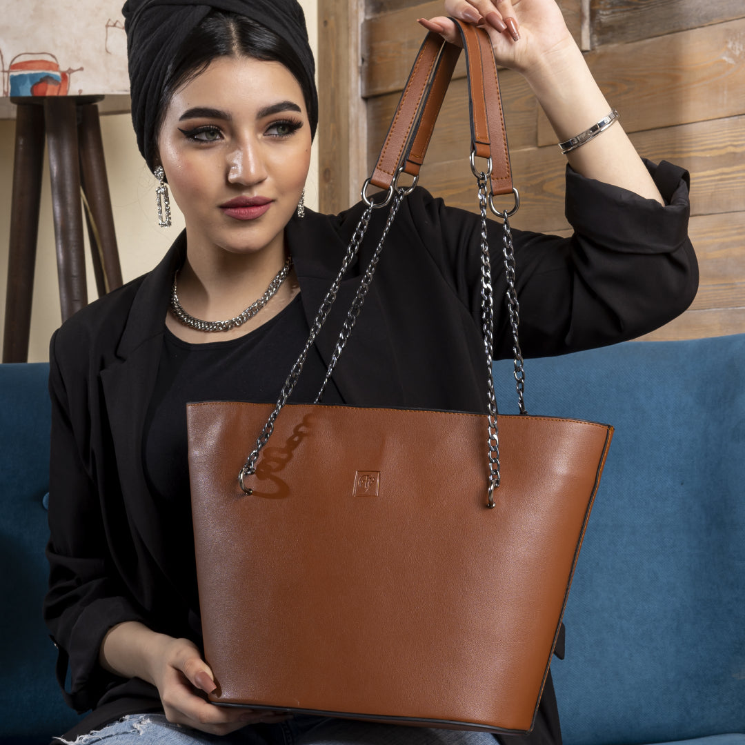 Plain Leather Tote Bag With Black Chain - CAMEL