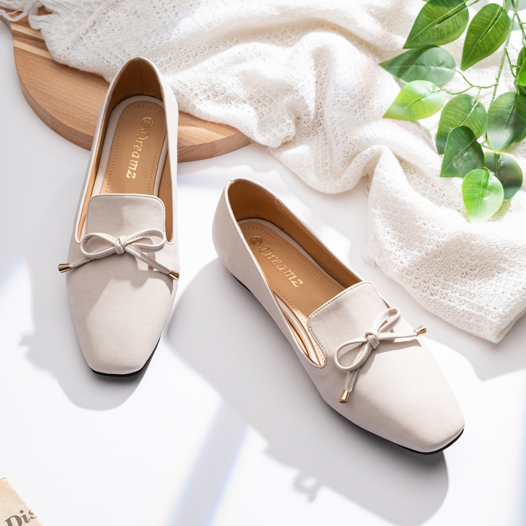 Plain Bow Tie Women Square Toe Flats With Low Heel - Beige