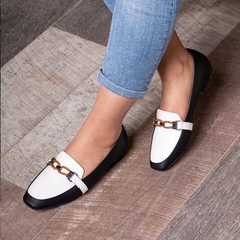 Double Layer Leather Women Pointy Moc Toe Flats With Low Heel - White