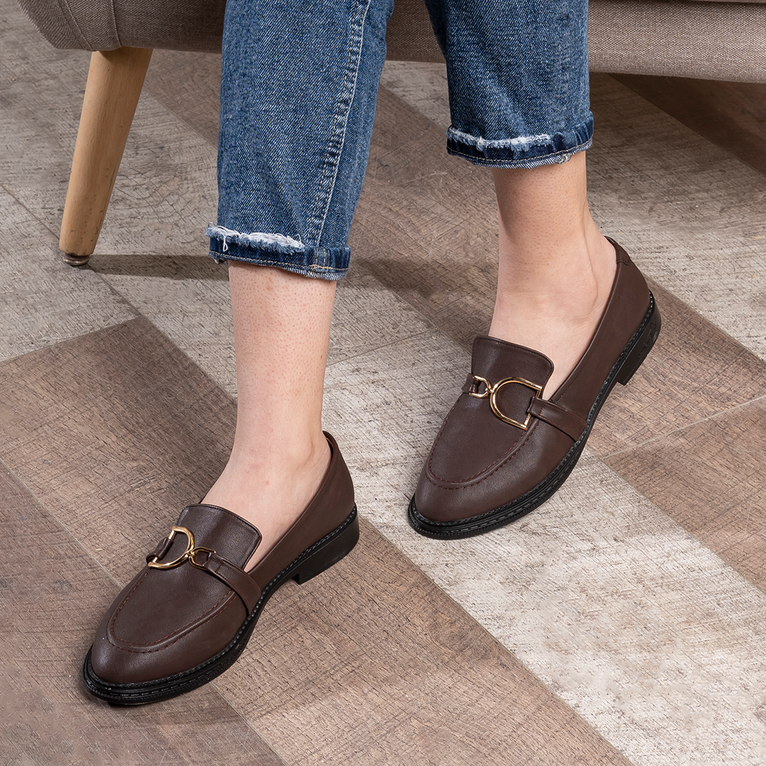 Plain Leather Women Moc Toe Flats With Low Heel - Brown