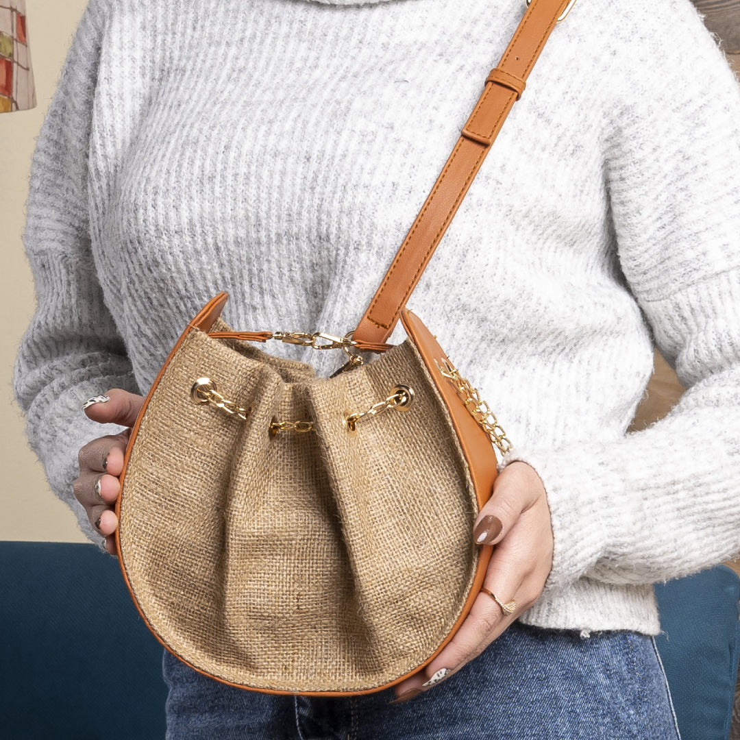 Burlap × Plain Leather Rounded Cross Bag - CAMEL