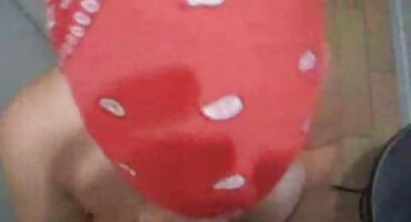 sex lồn múp ko lông Brunette phim sex video có quan hệ tình dục cố gắng trên đồ lót.